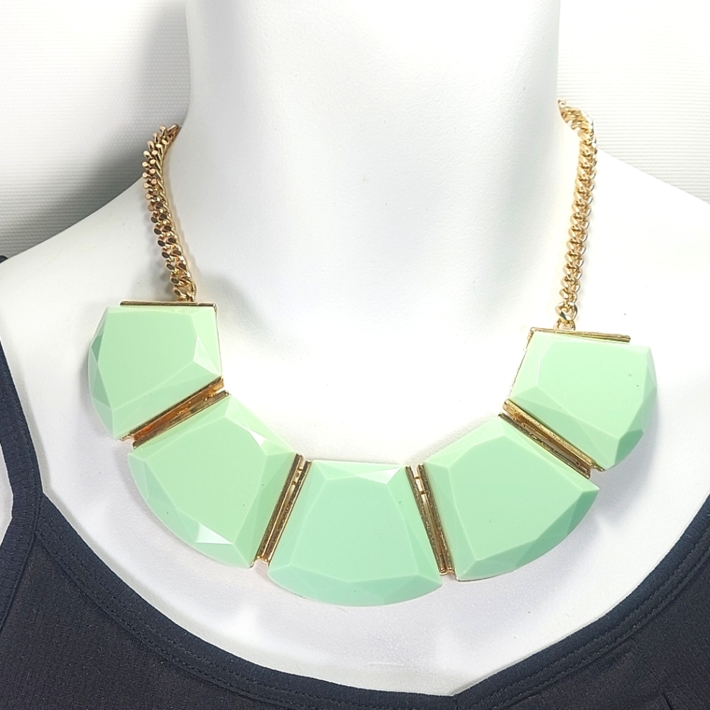 Aldo Light Green Gold Tone Chain Large Bib Statement Necklace